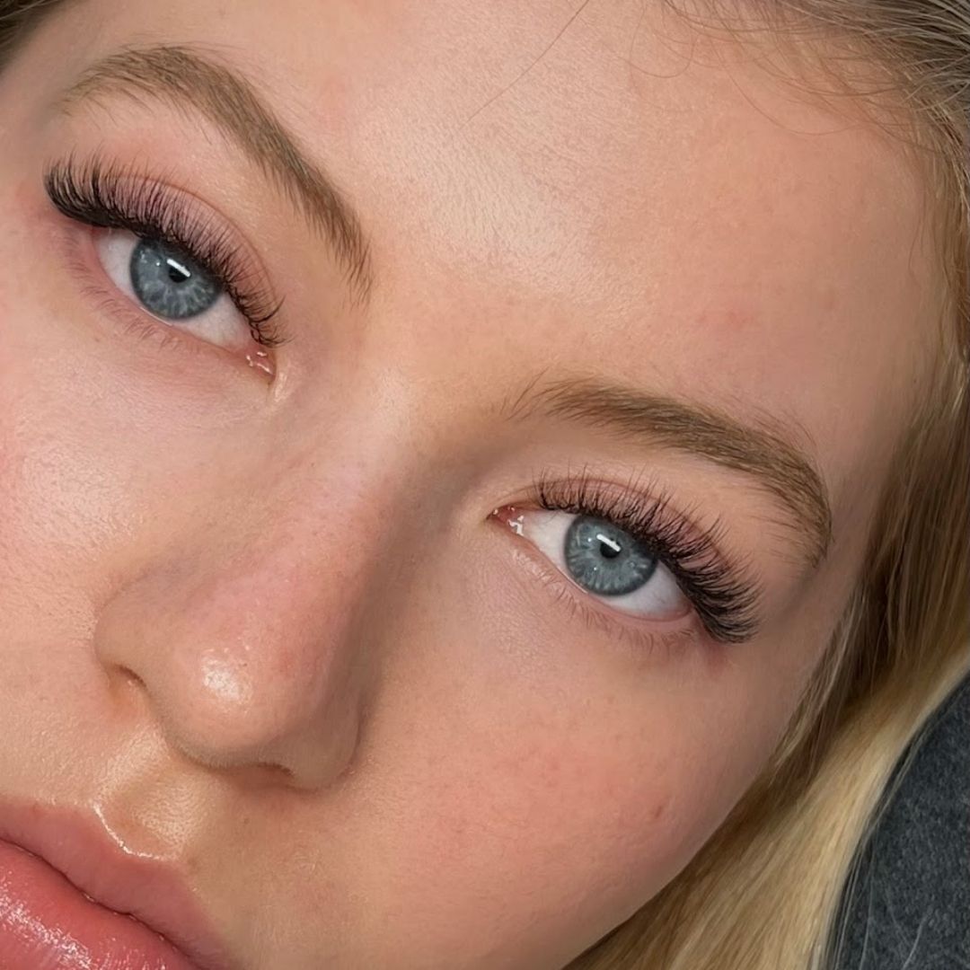 Lash Extensions & Lifts at La Vie Esthetics Bar in Wexford PA